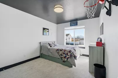 531 E 600 S, Hyrum, UT 84319 - Photo 16