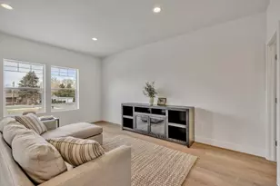 330 E 7635 S, Sandy, UT 84047 - Photo 10