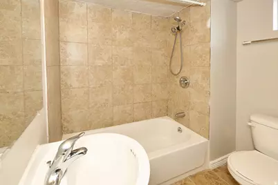 225 N Green Dr, Layton, UT 84041 - Photo 20