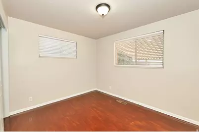 225 N Green Dr, Layton, UT 84041 - Photo 22