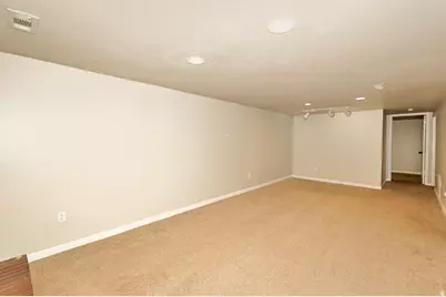 225 N Green Dr, Layton, UT 84041 - Photo 26