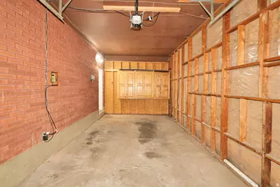 225 N Green Dr, Layton, UT 84041 - Photo 34