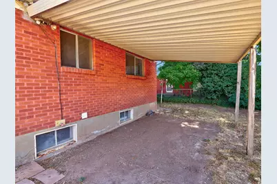 225 N Green Dr, Layton, UT 84041 - Photo 4