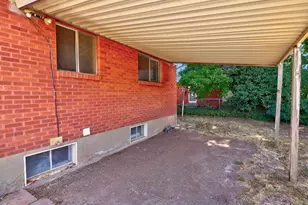 225 N Green Dr, Layton, UT 84041 - Photo 4