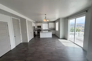 6366 N Wanlass Hl E, Eagle Mountain, UT 84005 - Photo 12