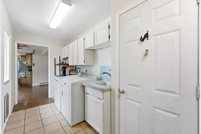 340 S Gary Way E, North Salt Lake, UT 84054 - Photo 42