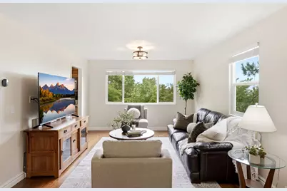 340 S Gary Way E, North Salt Lake, UT 84054 - Photo 18