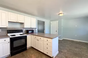 317 Greenwood Dr, Brigham City, UT 84302 - Photo 4
