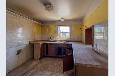 40 W 200 N, Castle Dale, UT 84513 - Photo 10