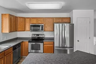 1060 W Oldham Dr N, North Salt Lake, UT 84054 - Photo 6