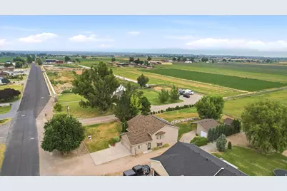 6111 W 5900 S, Hooper, UT 84315 - Photo 56