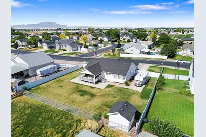 1457 S 2600 W, Syracuse, UT 84075 - Photo 38