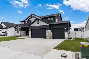 2468 W 3230 S, Syracuse, UT 84075 - Photo 4