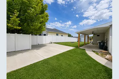 198 N Dakota Dr, Springville, UT 84663 - Photo 8