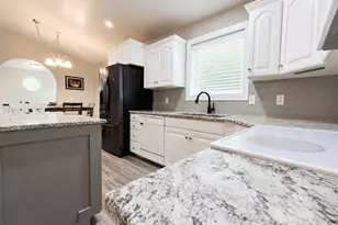 198 N Dakota Dr, Springville, UT 84663 - Photo 14