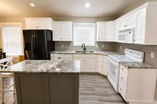 198 N Dakota Dr, Springville, UT 84663 - Photo 12