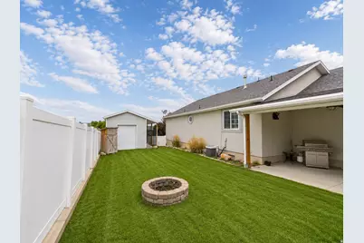 198 N Dakota Dr, Springville, UT 84663 - Photo 6