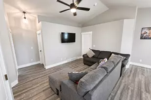 198 N Dakota Dr, Springville, UT 84663 - Photo 18