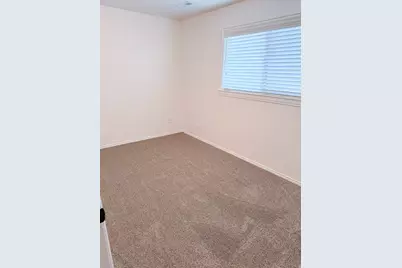 89 N 400 W, Clearfield, UT 84015 - Photo 14
