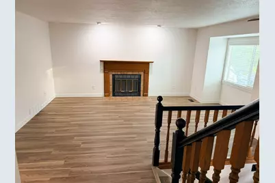 89 N 400 W, Clearfield, UT 84015 - Photo 8