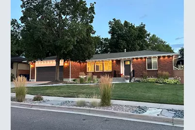2092 E Somerset Dr S, Cottonwood Heights, UT 84121 - Photo 1