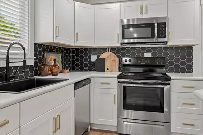 335 N 300 W, Logan, UT 84321 - Photo 8