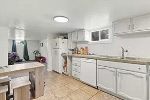 335 N 300 W, Logan, UT 84321 - Photo 22