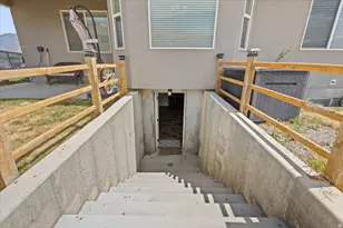 1706 W Rim Rock Dr S, Stockton, UT 84071 - Photo 36