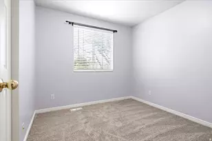 52555 S Level Dr W, Taylorsville, UT 84129 - Photo 20