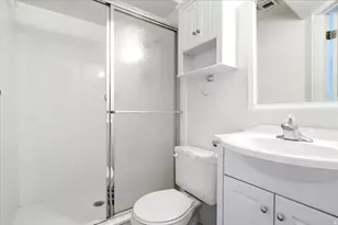 52555 S Level Dr W, Taylorsville, UT 84129 - Photo 14