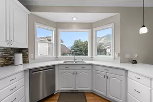 1361 E Martha Dunyon Circle, Draper, UT 84020 - Photo 4