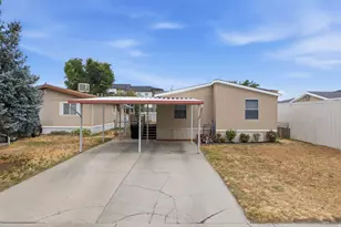 3752 S Calvo View Cir, West Valley, UT 84119 - Photo 2