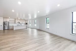 2250 E Murray Holladay Rd, Holladay, UT 84117 - Photo 18