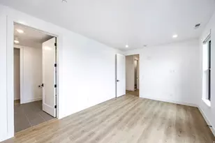 2250 E Murray Holladay Rd, Holladay, UT 84117 - Photo 30