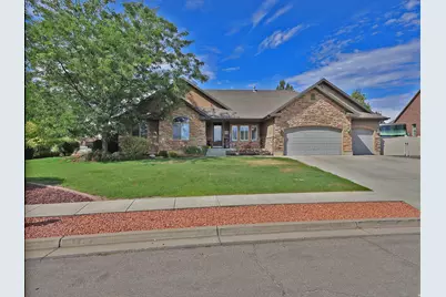 328 N 3600 W, Layton, UT 84041 - Photo 4