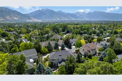 6176 S Haven Moor Cir E, Salt Lake City, UT 84121 - Photo 58