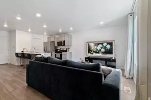 8698 W Cordero Dr, Magna, UT 84044 - Photo 4