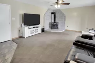 1446 W 1750 N, Clinton, UT 84015 - Photo 10