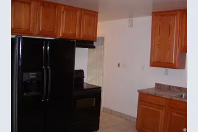 2307 E 3225 S, Millcreek, UT 84109 - Photo 8