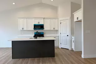 846 E 100 S, Mount Pleasant, UT 84647 - Photo 8