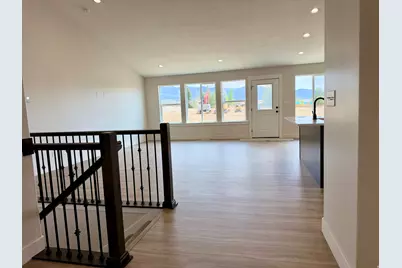 846 E 100 S #3, Mount Pleasant, UT 84647 - Photo 4