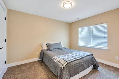 652 W Sidney Ln, Saratoga Springs, UT 84045 - Photo 24