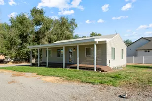 1811 Shepard Ln, Lake Point, UT 84074 - Photo 24