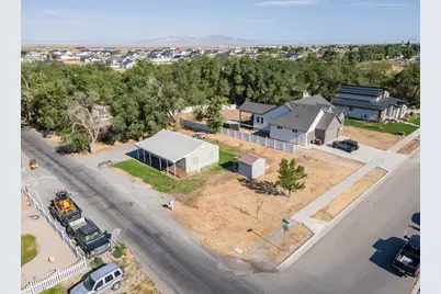 1811 Shepard Ln, Lake Point, UT 84074 - Photo 28