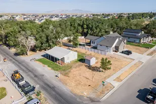 1811 Shepard Ln, Lake Point, UT 84074 - Photo 28