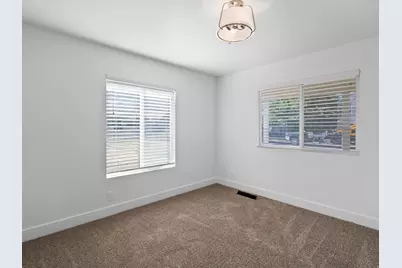 1811 Shepard Ln, Lake Point, UT 84074 - Photo 10