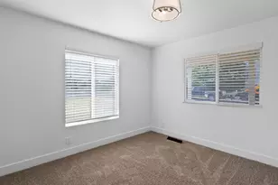 1811 Shepard Ln, Lake Point, UT 84074 - Photo 10