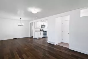 1811 Shepard Ln, Lake Point, UT 84074 - Photo 4