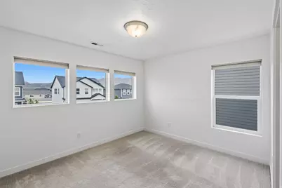 5197 N Folkstone Dr, Eagle Mountain, UT 84005 - Photo 20