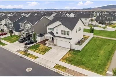 5197 N Folkstone Dr, Eagle Mountain, UT 84005 - Photo 6